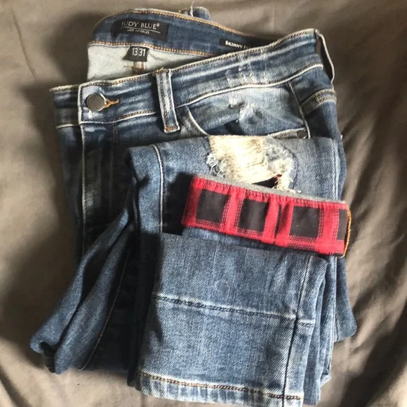 👖🦋🖤❤️✔️Judy blue skinny - Picture 1 of 9